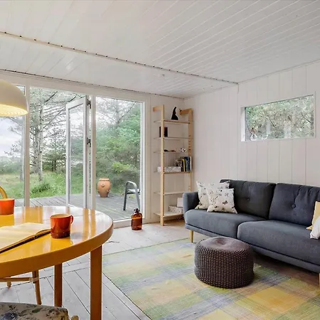 Patti - 700m From The Sea By Interhome